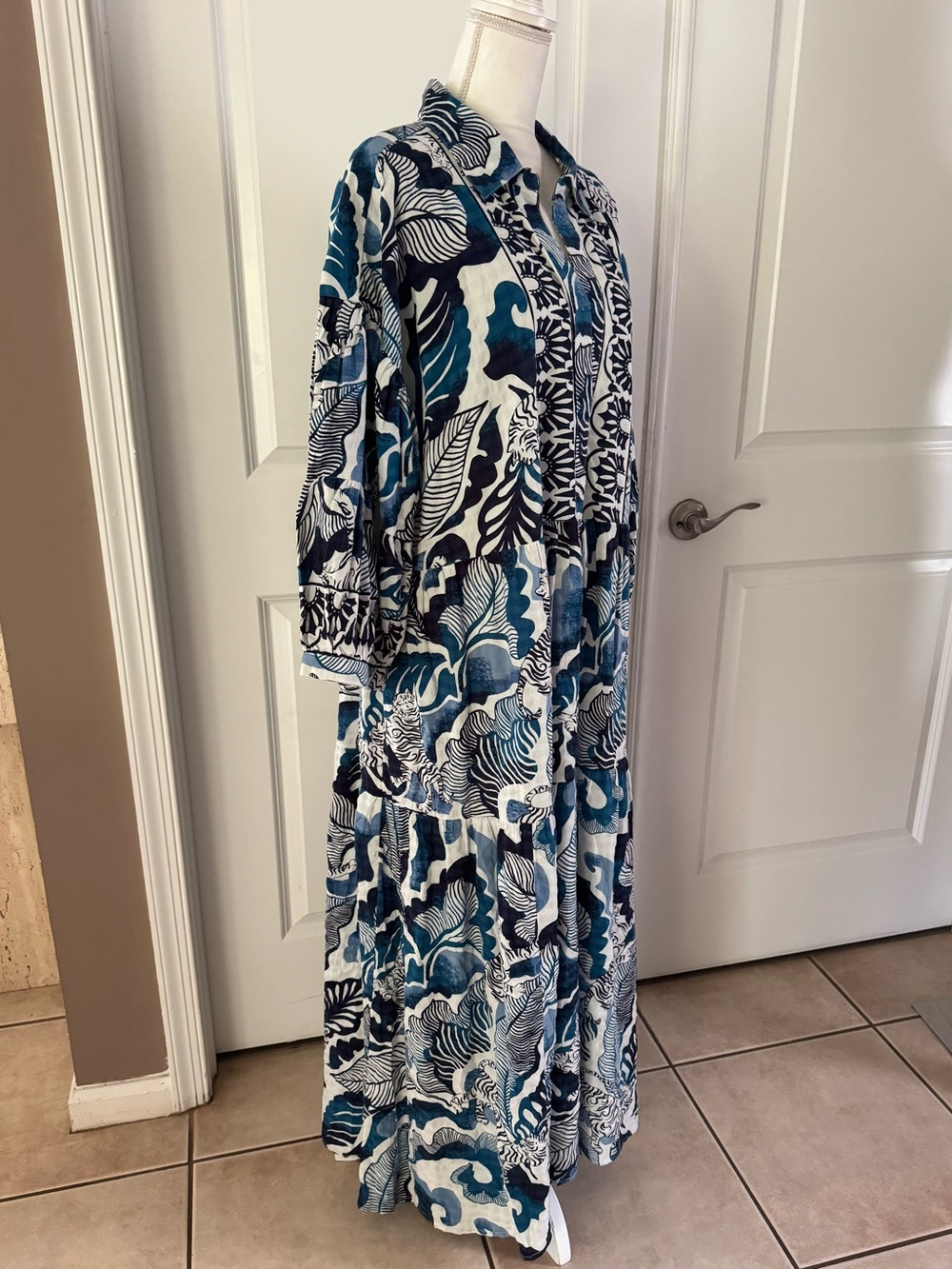 Anthro The Carolita Printed Tiered Shirt
Dress by Celandine. Size 2X. MSRP $128 - Picture 9 of 17
